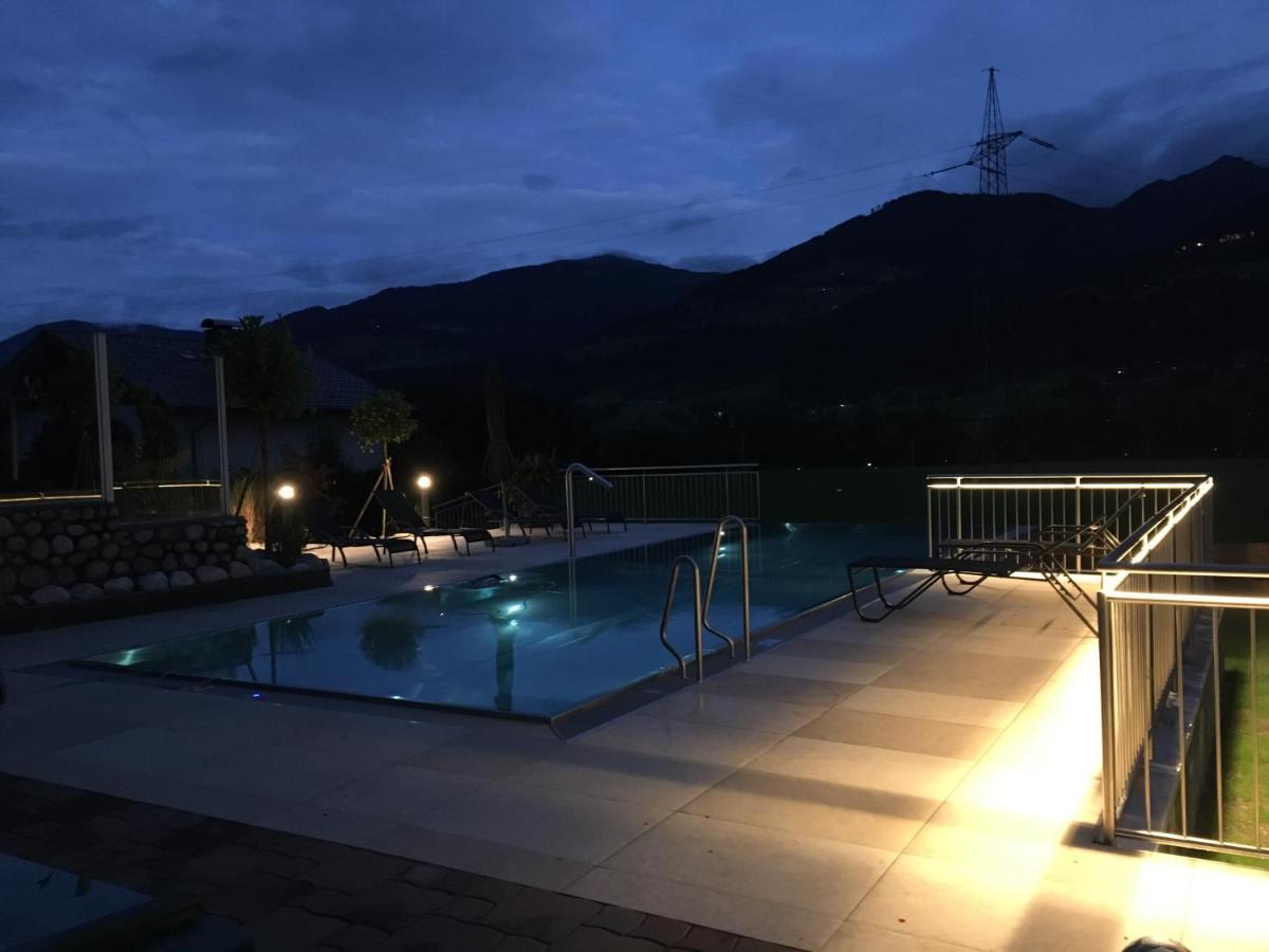 Gaestehaus Hartweger ภายนอก รูปภาพ