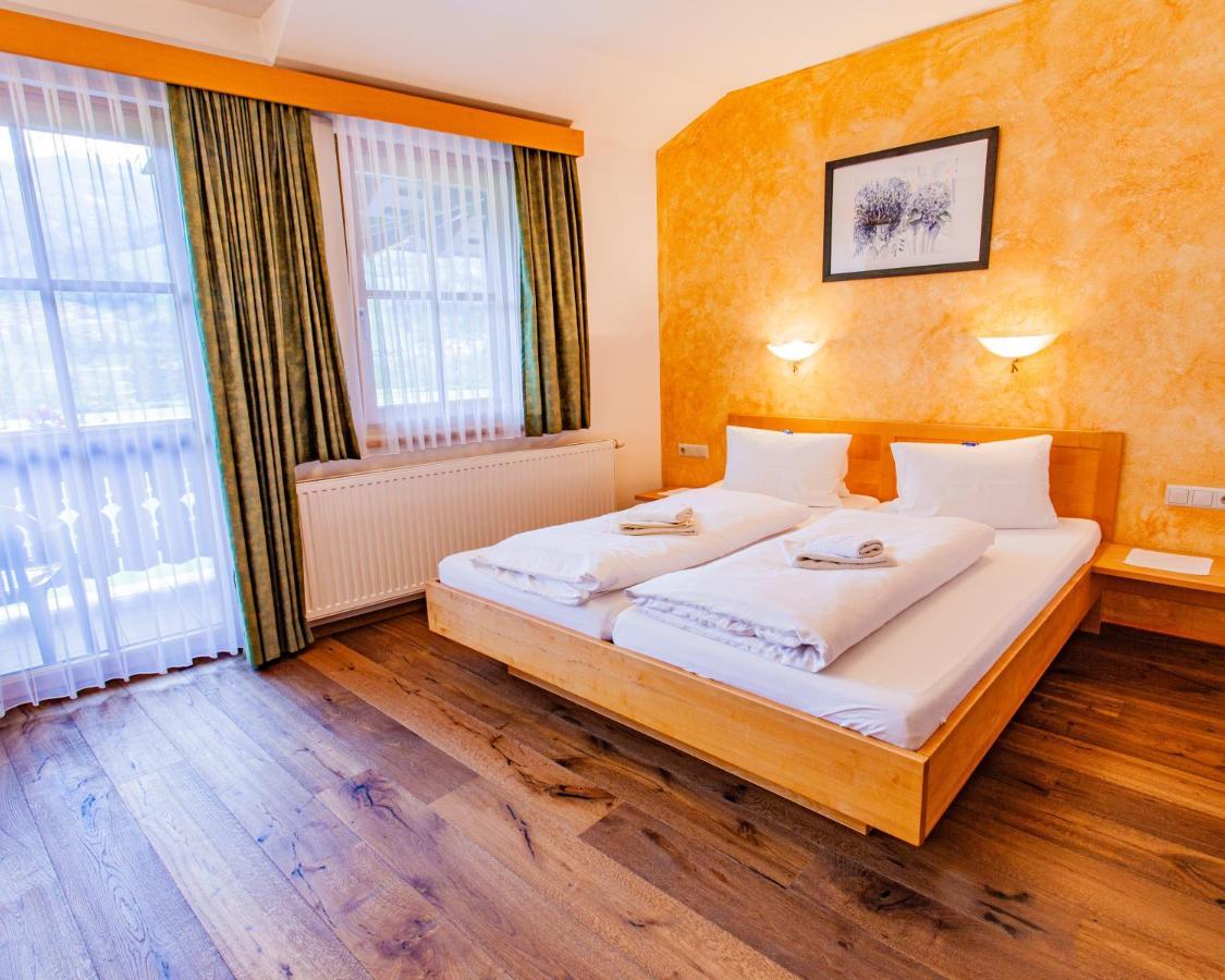 Gaestehaus Hartweger ภายนอก รูปภาพ