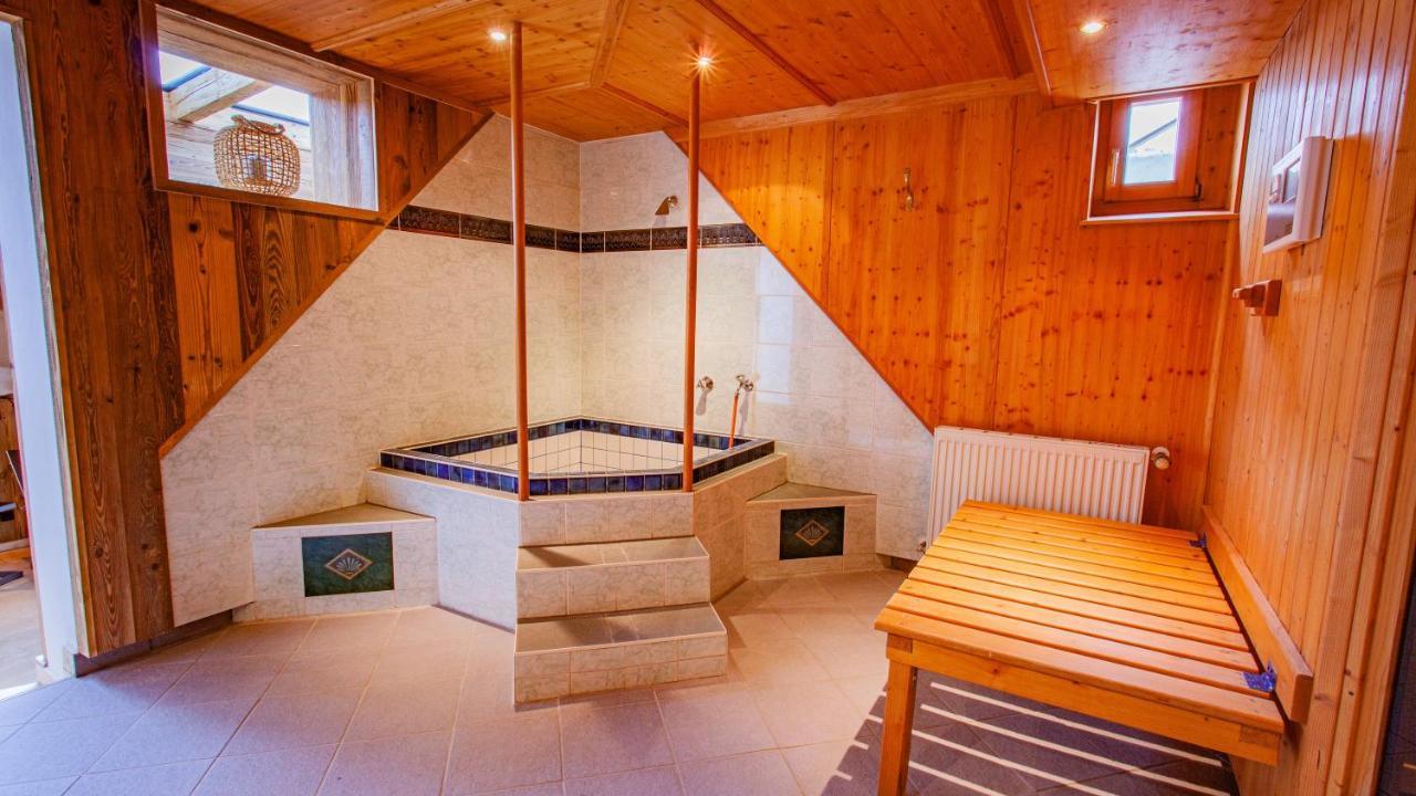 Gaestehaus Hartweger ภายนอก รูปภาพ