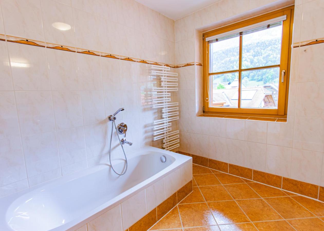 Gaestehaus Hartweger ภายนอก รูปภาพ