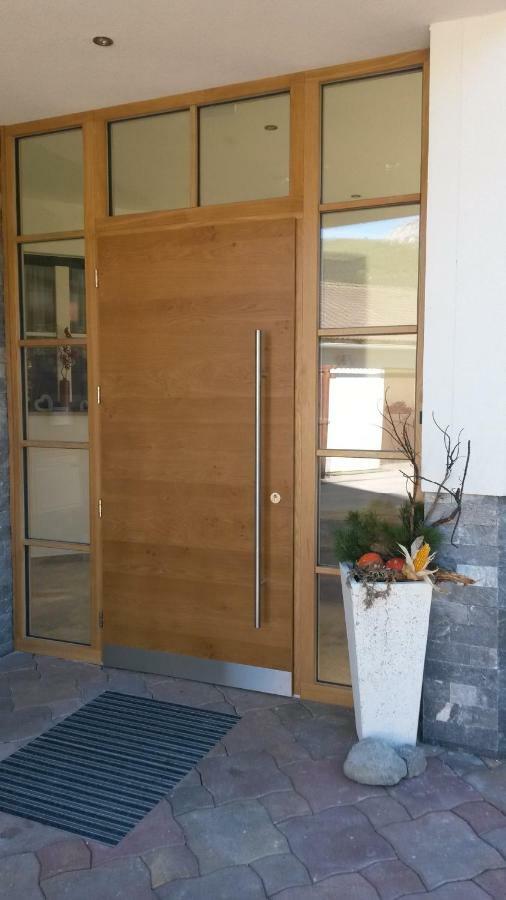 Gaestehaus Hartweger ภายนอก รูปภาพ