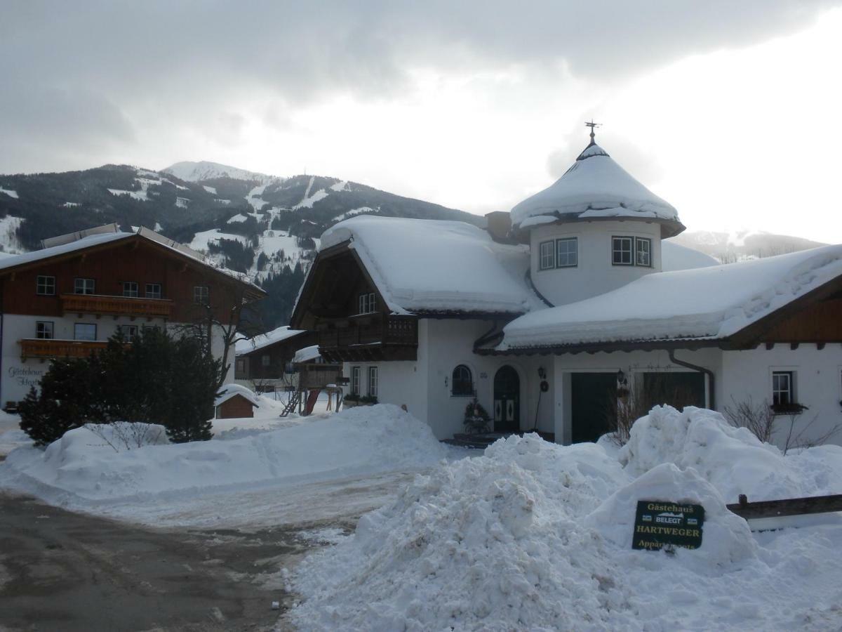 Gaestehaus Hartweger ภายนอก รูปภาพ