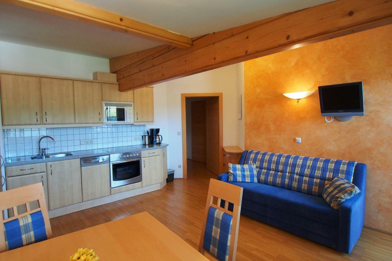 Gaestehaus Hartweger ภายนอก รูปภาพ